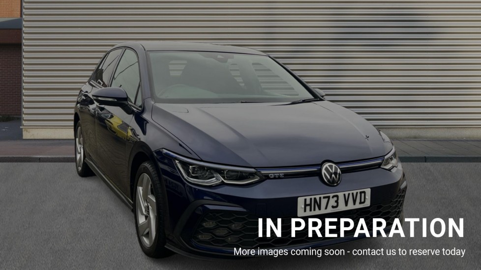 Main listing image - Volkswagen Golf GTE