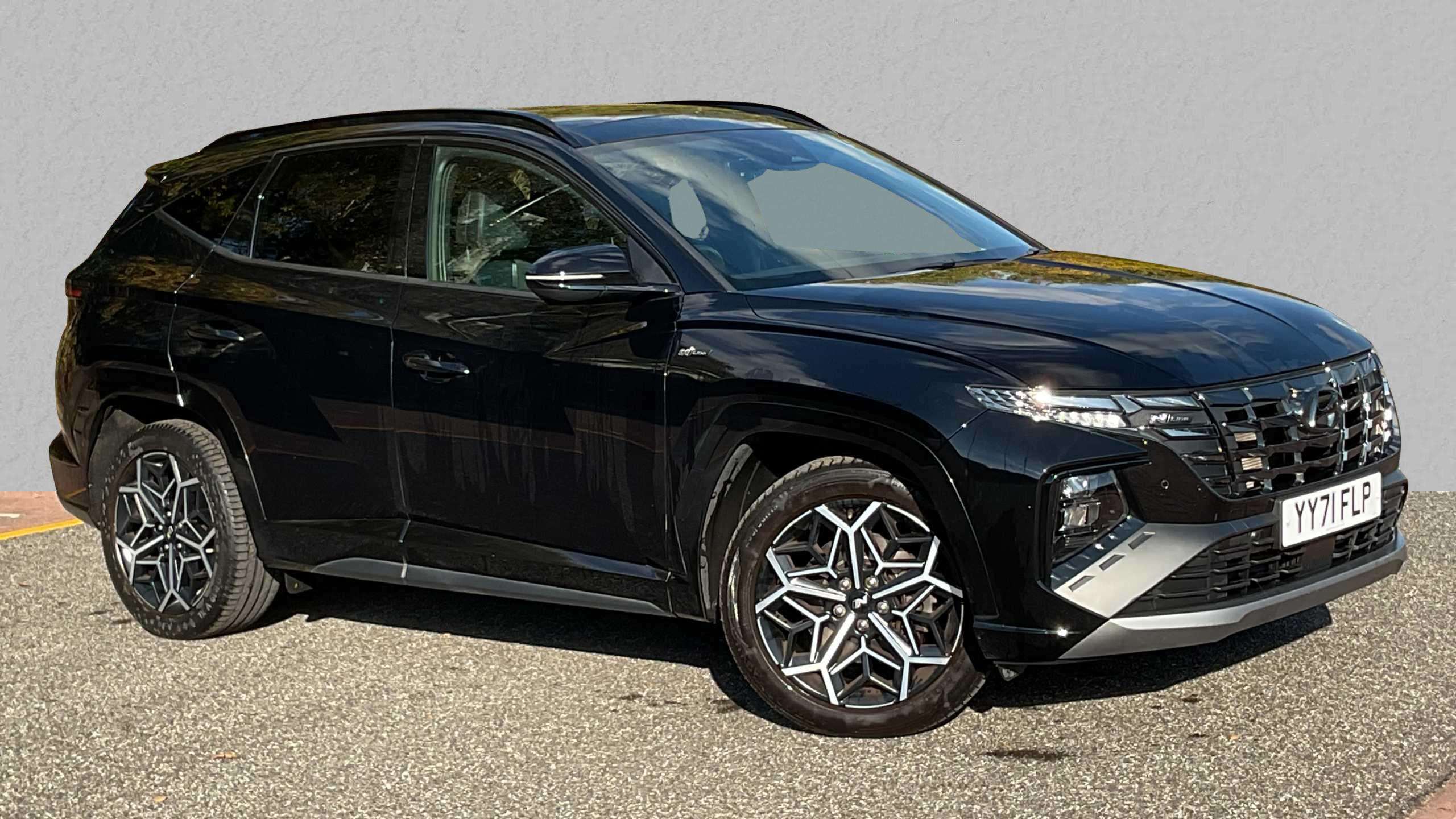 Main listing image - Hyundai Tucson