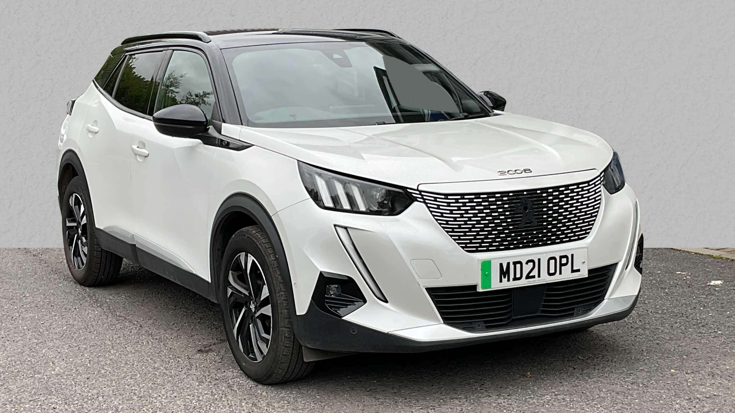 Main listing image - Peugeot e-2008