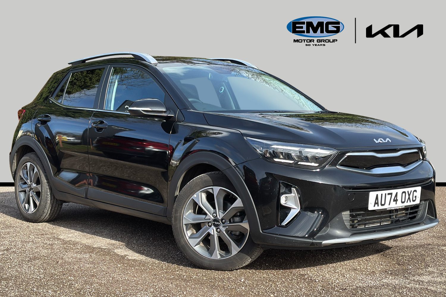 Main listing image - Kia Stonic