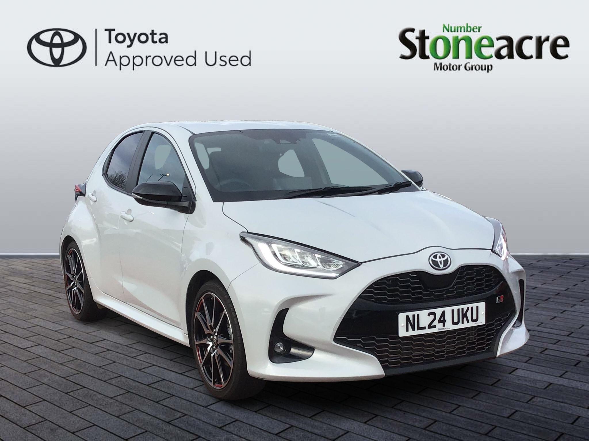 Main listing image - Toyota Yaris