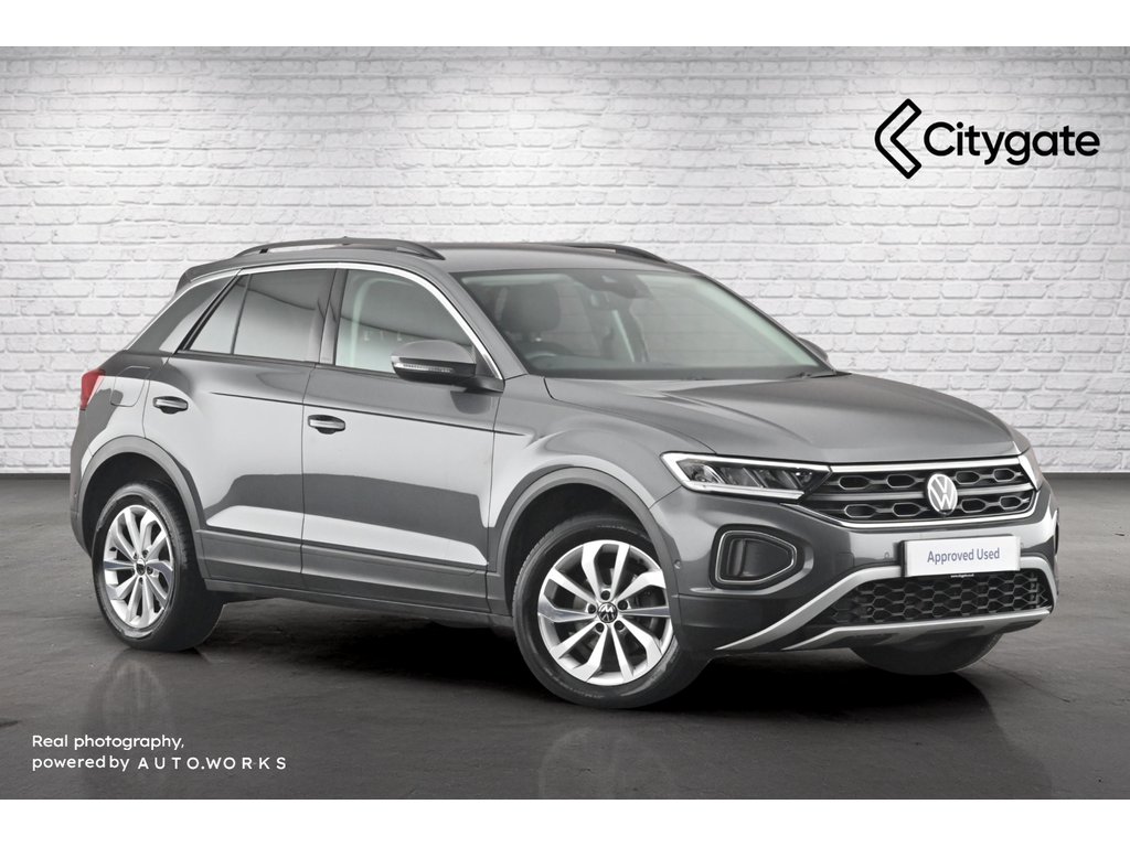 Main listing image - Volkswagen T-Roc