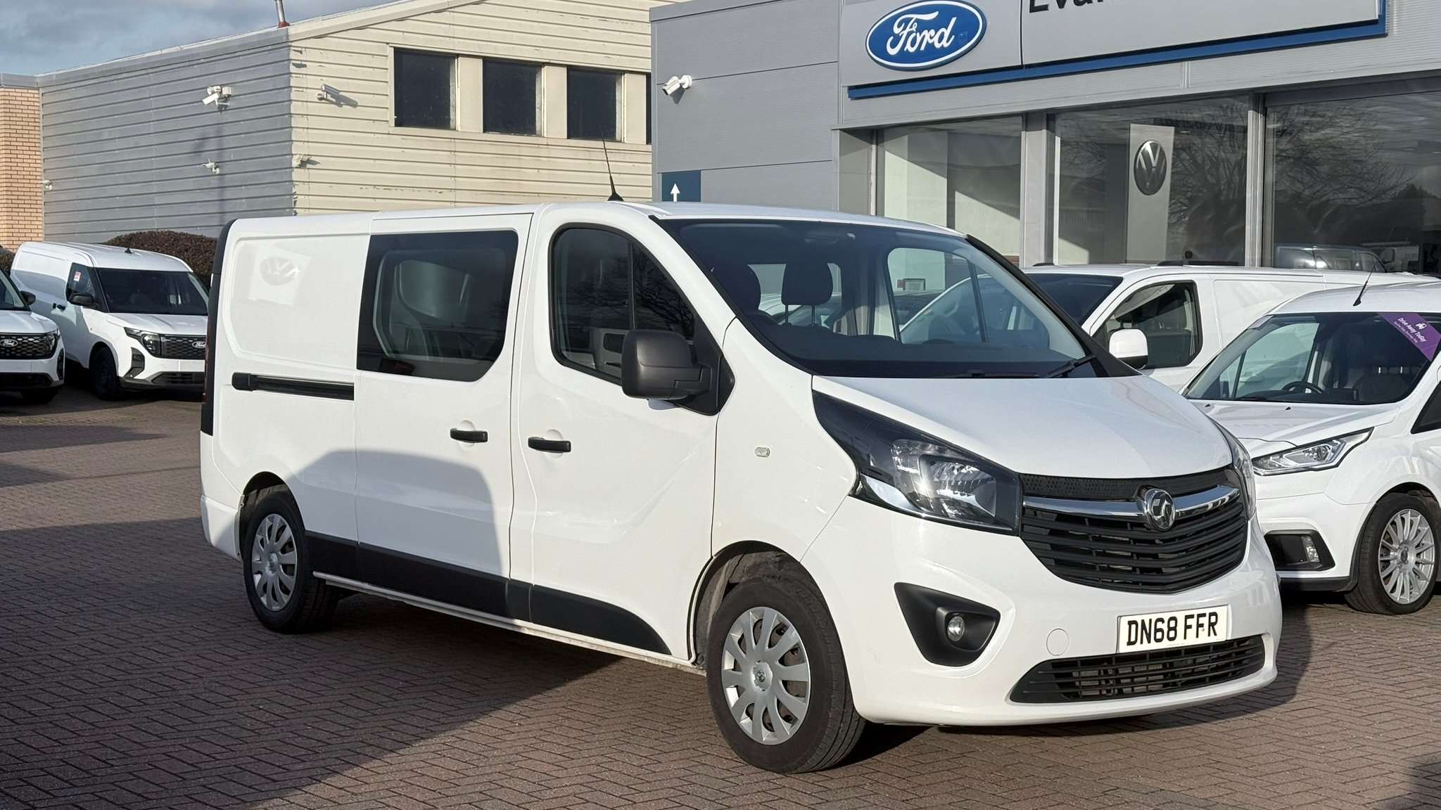 Main listing image - Vauxhall Vivaro