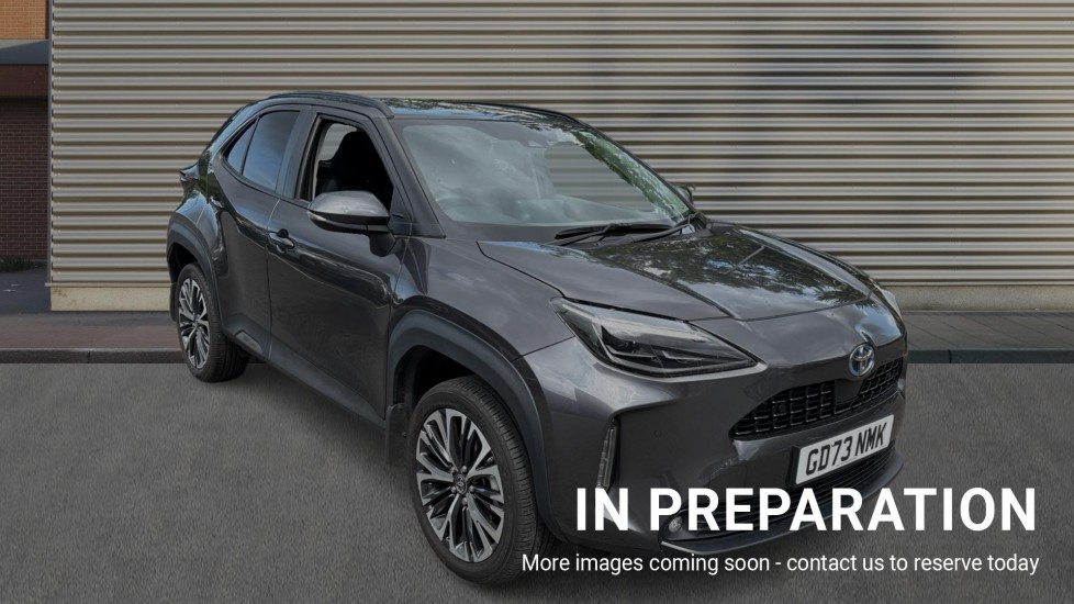 Main listing image - Toyota Yaris Cross