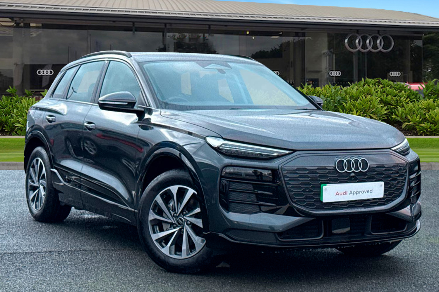 Main listing image - Audi Q6 e-tron