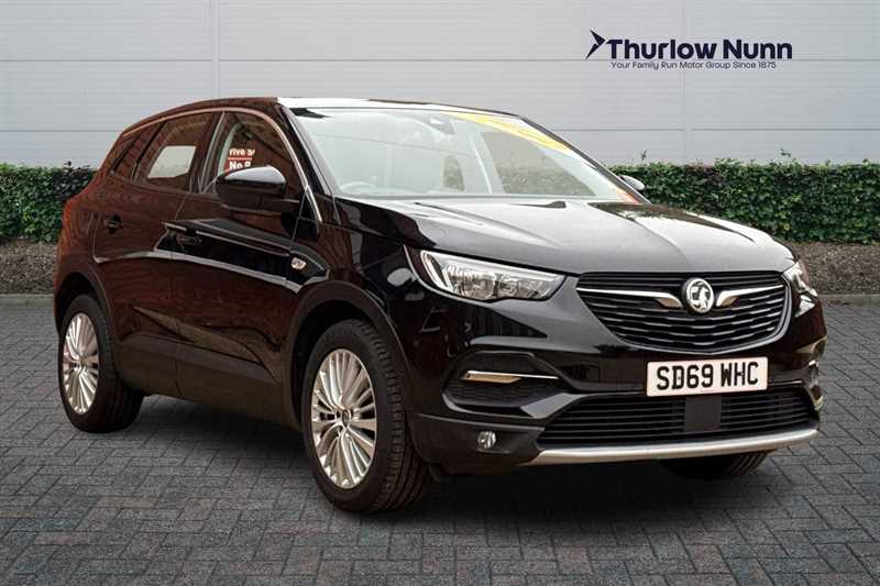 Main listing image - Vauxhall Grandland X