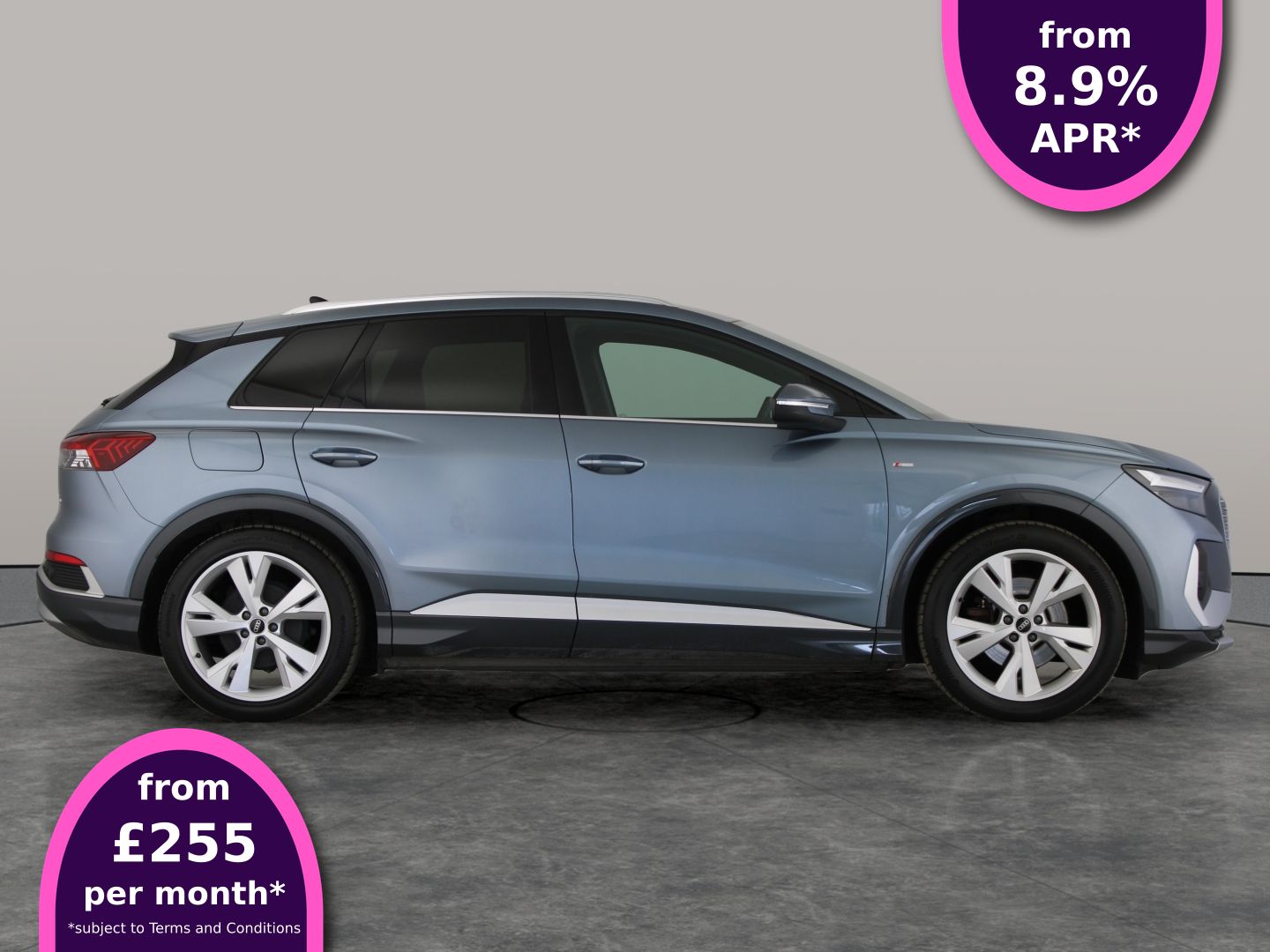 Main listing image - Audi Q4
