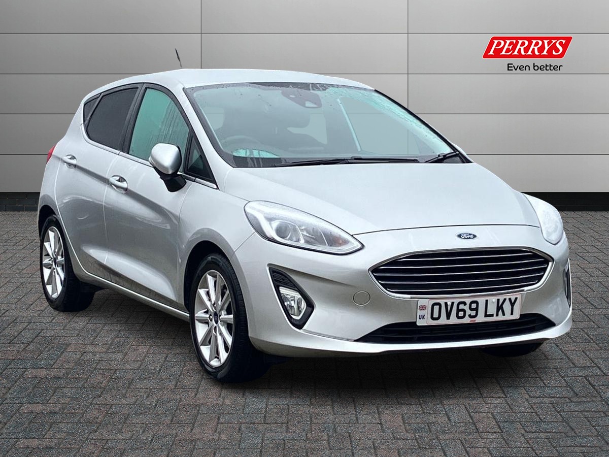 Main listing image - Ford Fiesta