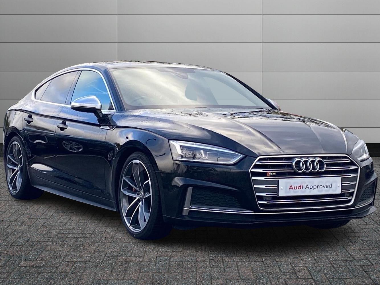 Main listing image - Audi S5