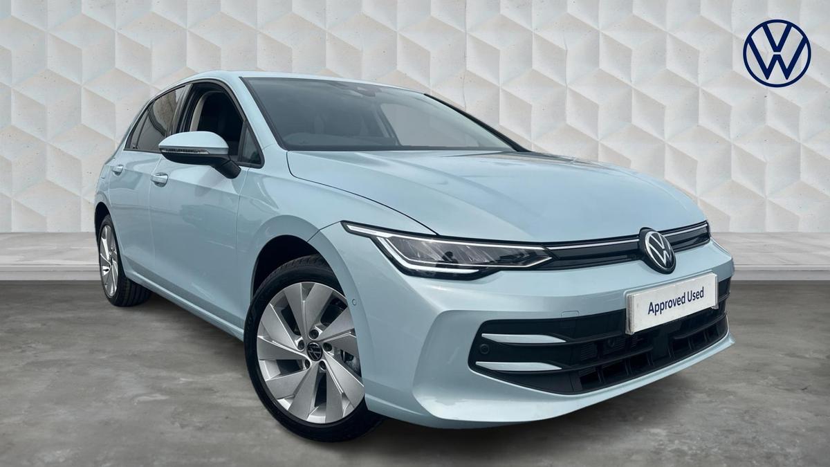Main listing image - Volkswagen Golf