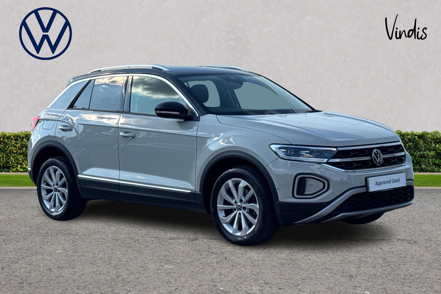 Main listing image - Volkswagen T-Roc