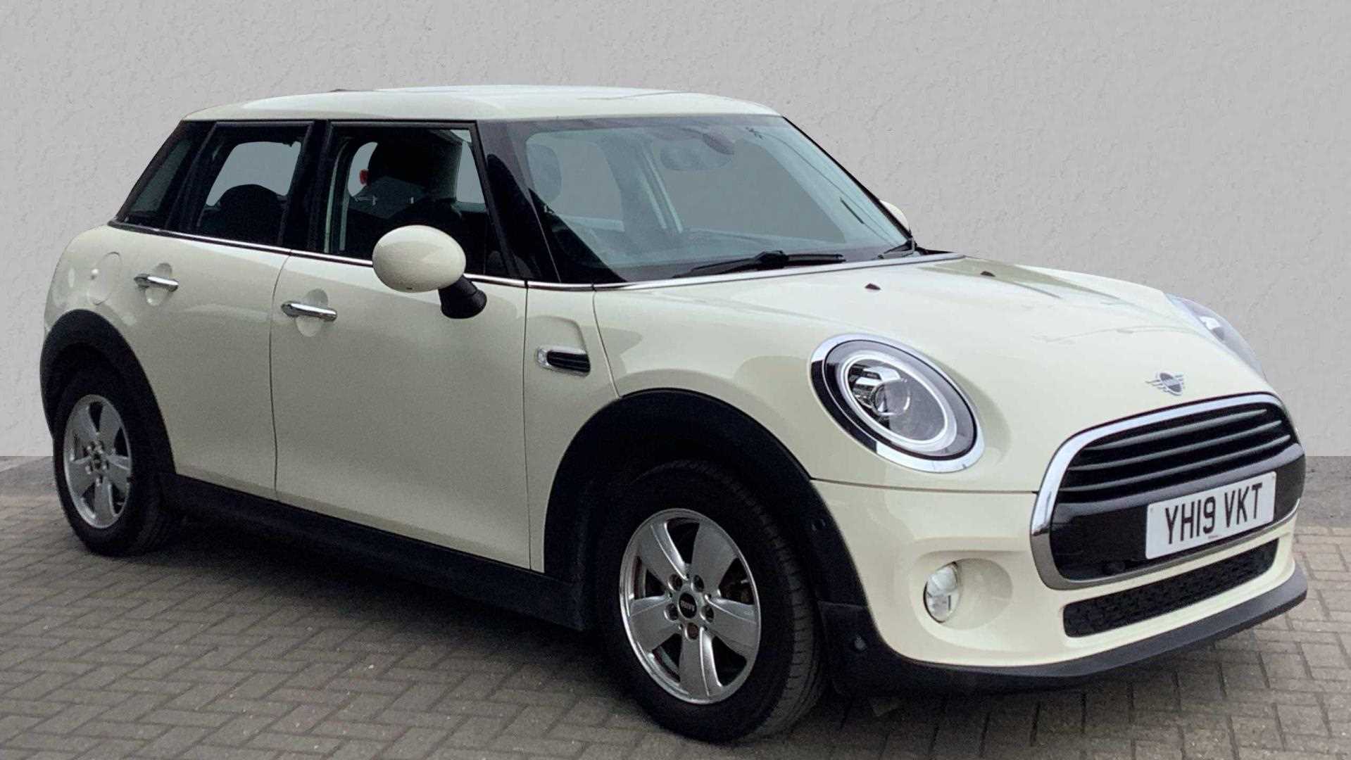 Main listing image - MINI Hatchback 5dr