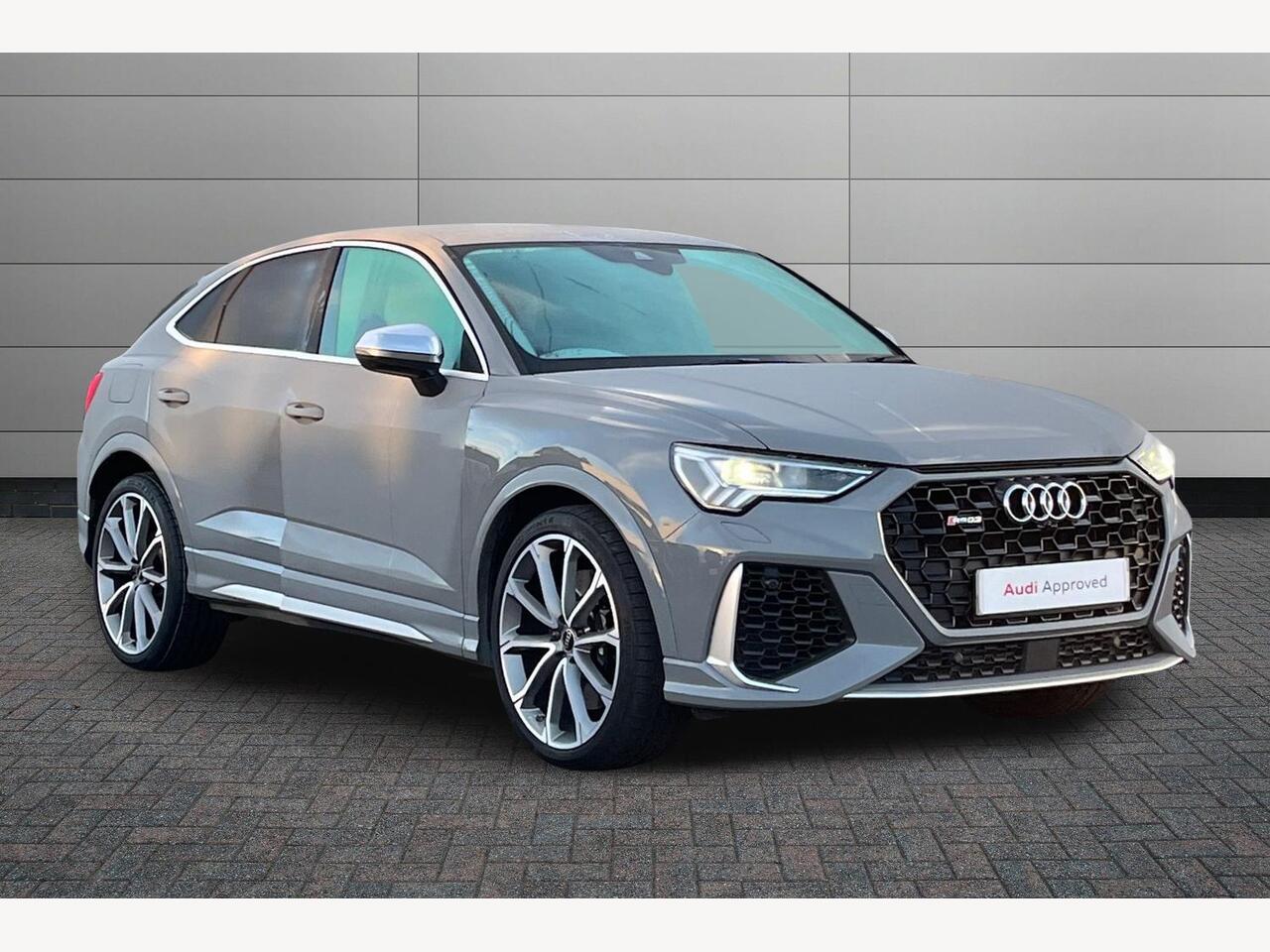 Main listing image - Audi RS Q3