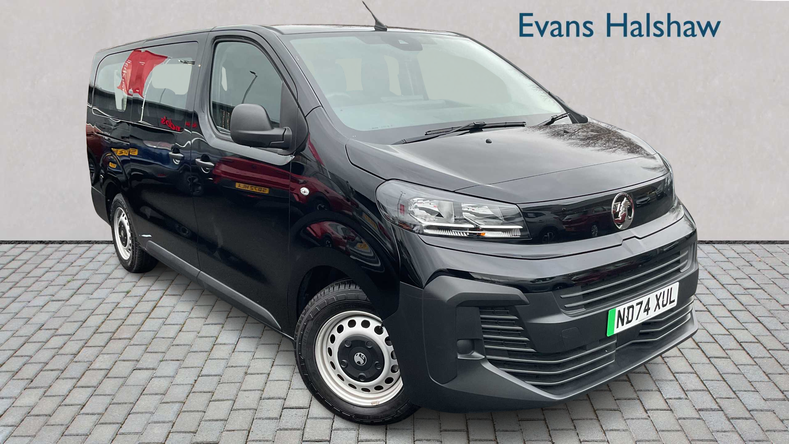 Main listing image - Vauxhall Vivaro Life-e