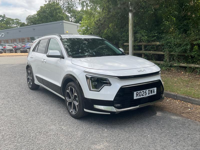 Main listing image - Kia Niro