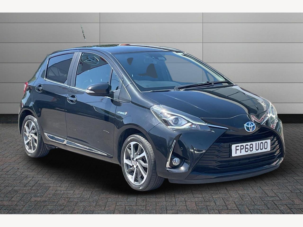Main listing image - Toyota Yaris