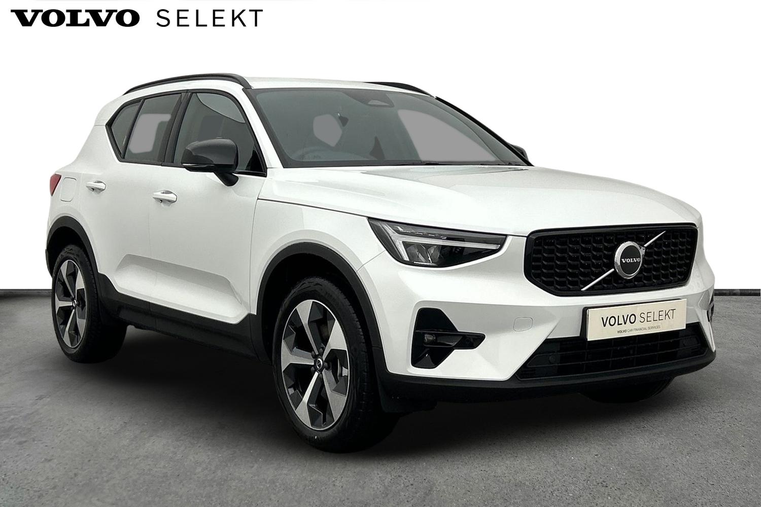 Main listing image - Volvo XC40