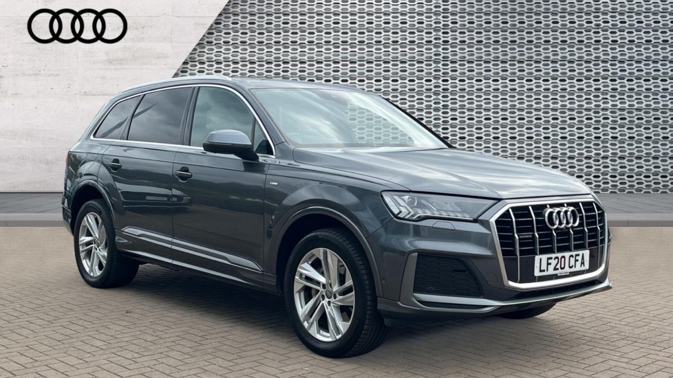 Main listing image - Audi Q7