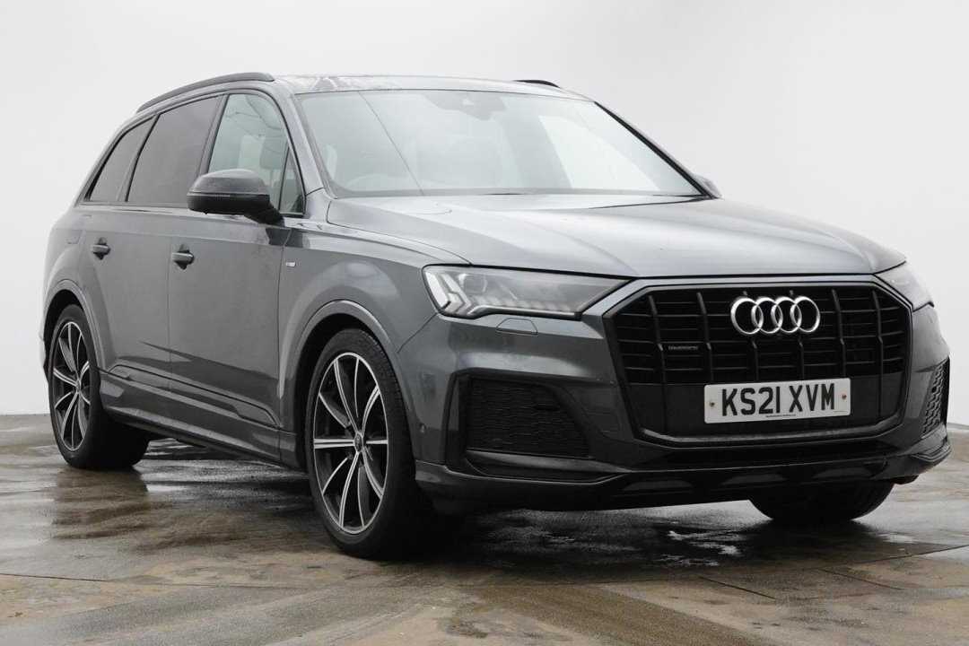 Main listing image - Audi Q7