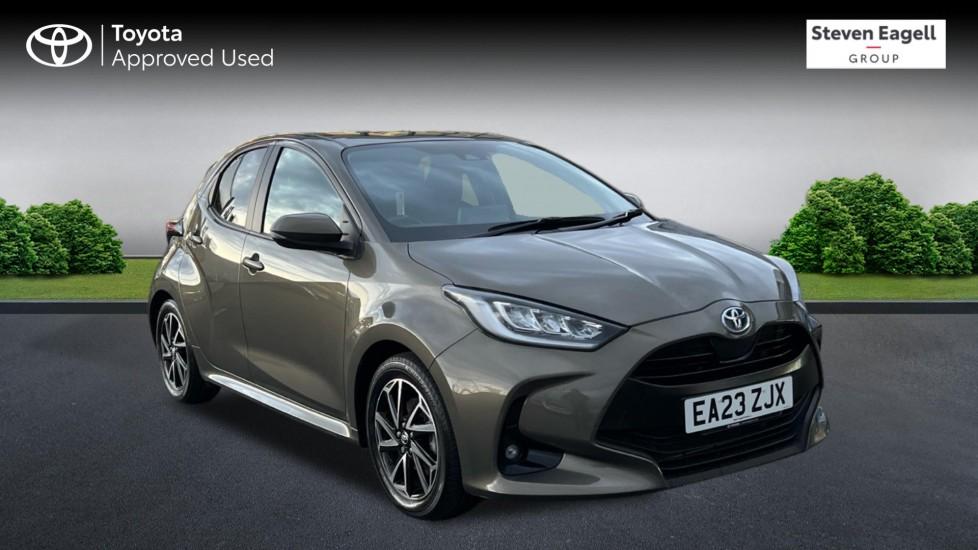 Main listing image - Toyota Yaris