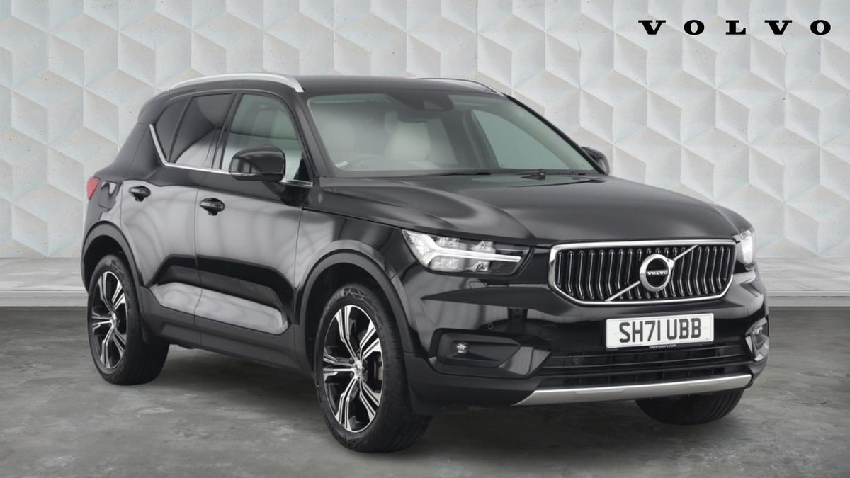 Main listing image - Volvo XC40