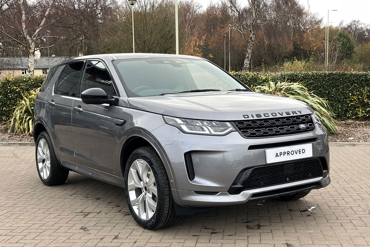 Main listing image - Land Rover Discovery Sport