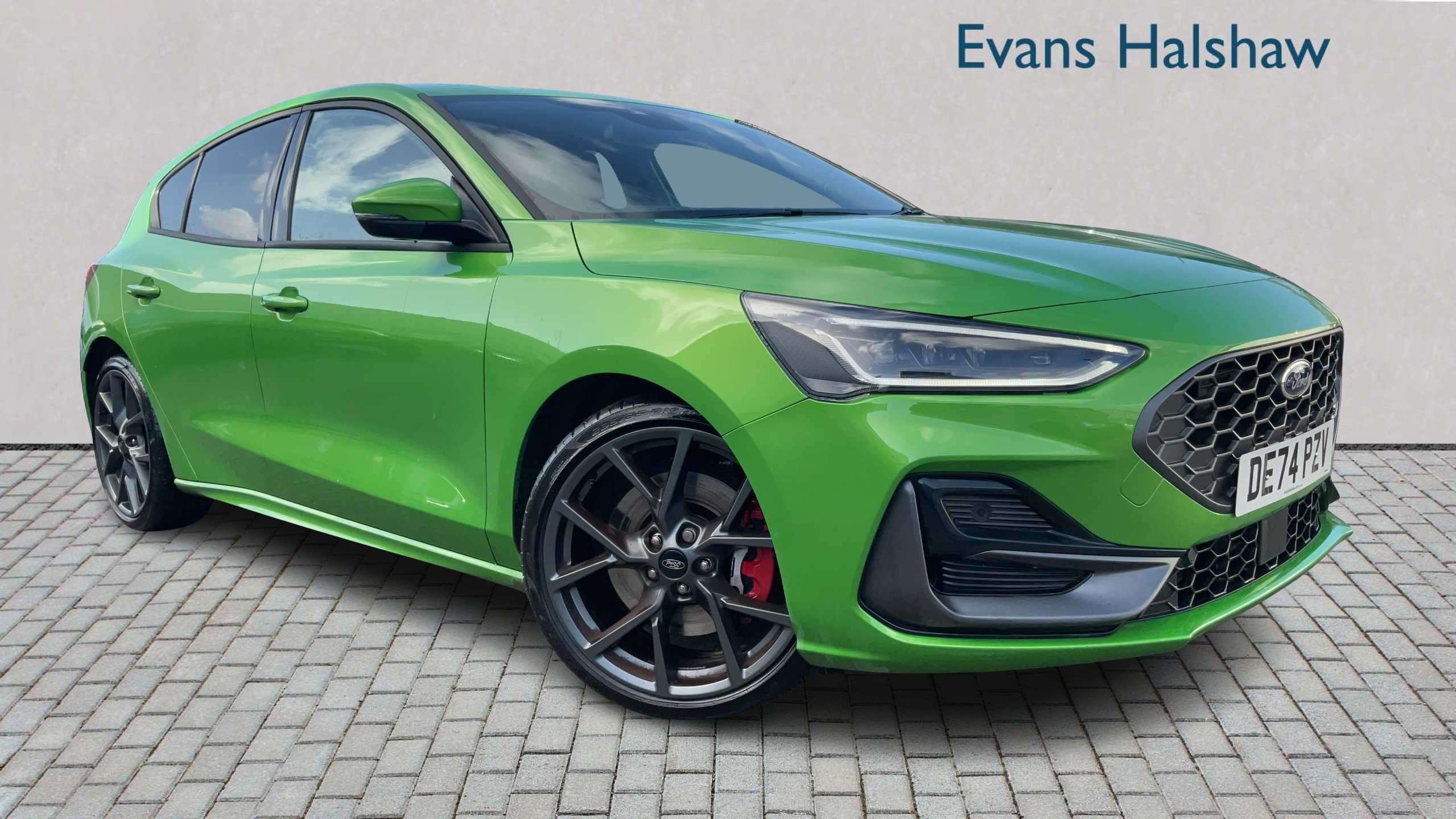 Main listing image - Ford Focus ST