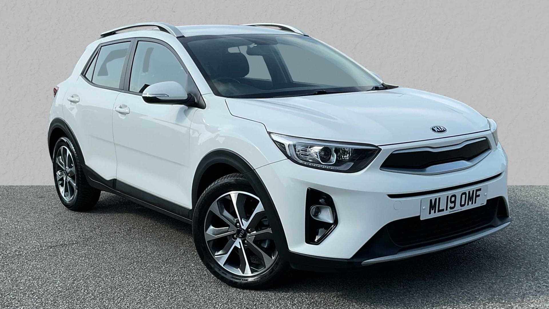 Main listing image - Kia Stonic