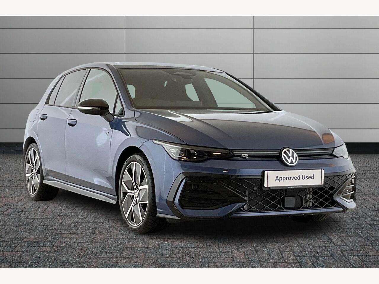 Main listing image - Volkswagen Golf