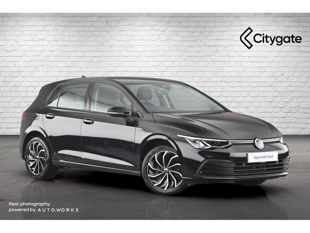 Main listing image - Volkswagen Golf