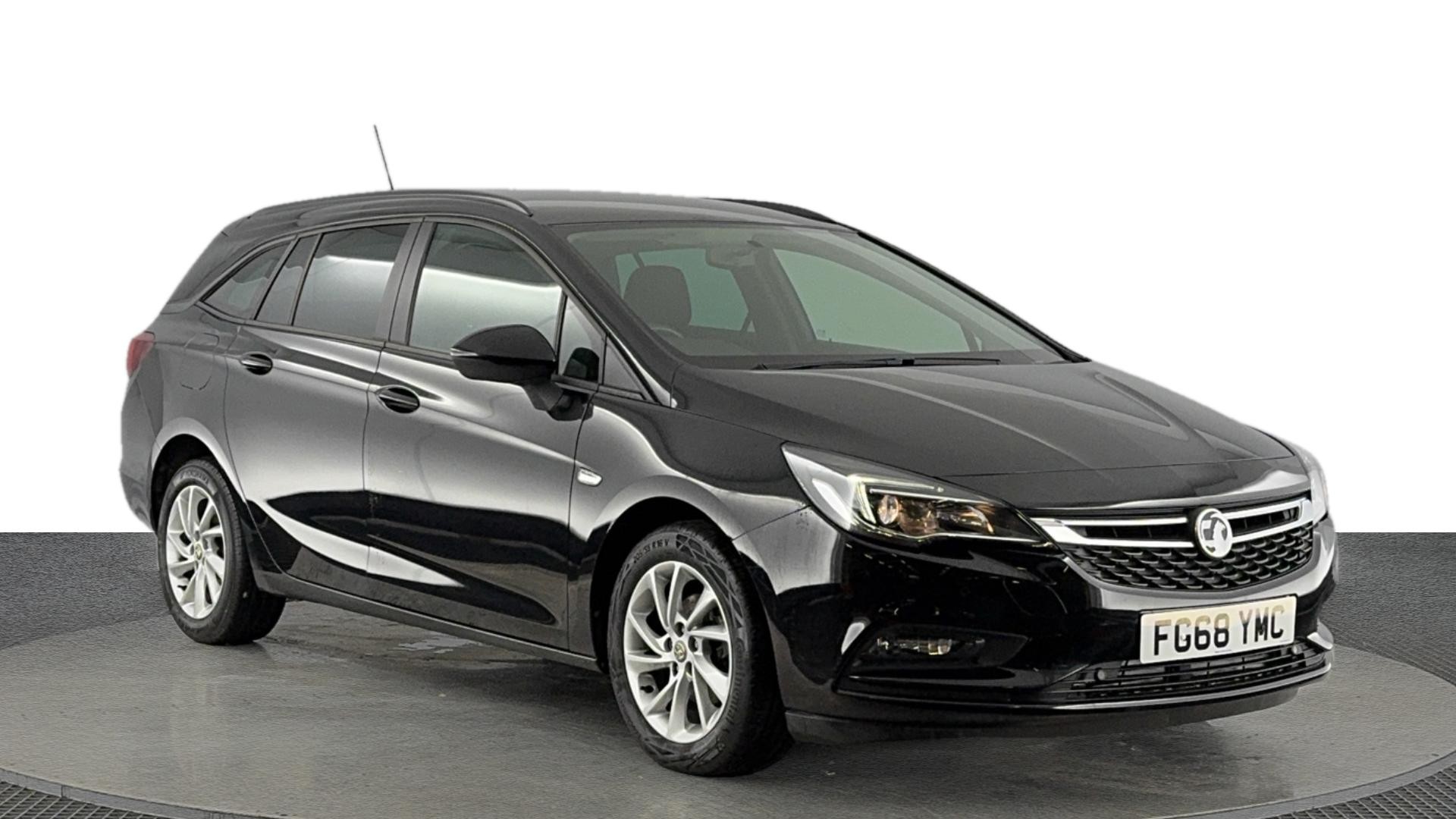 Main listing image - Vauxhall Astra Sports Tourer