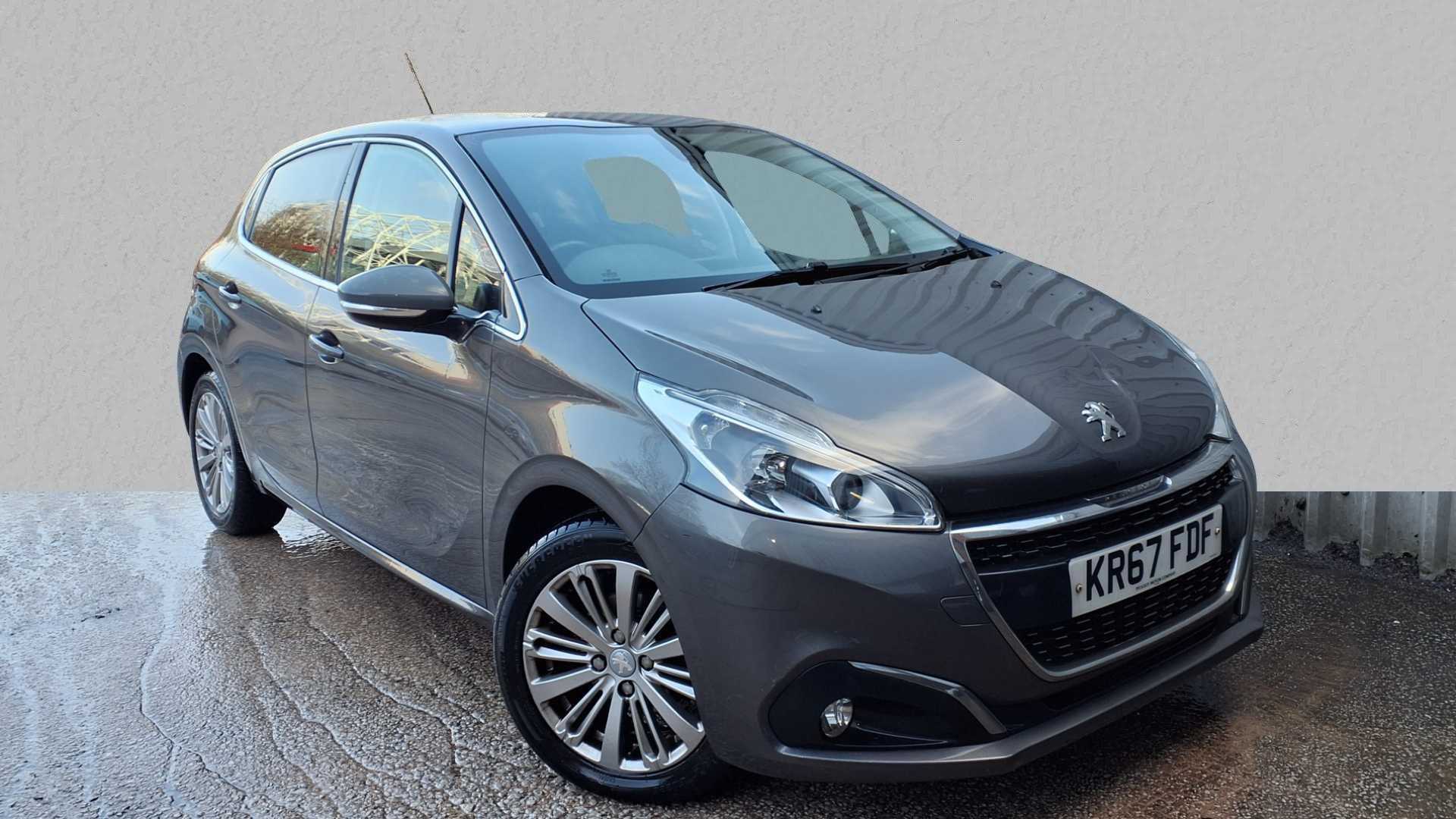 Main listing image - Peugeot 208