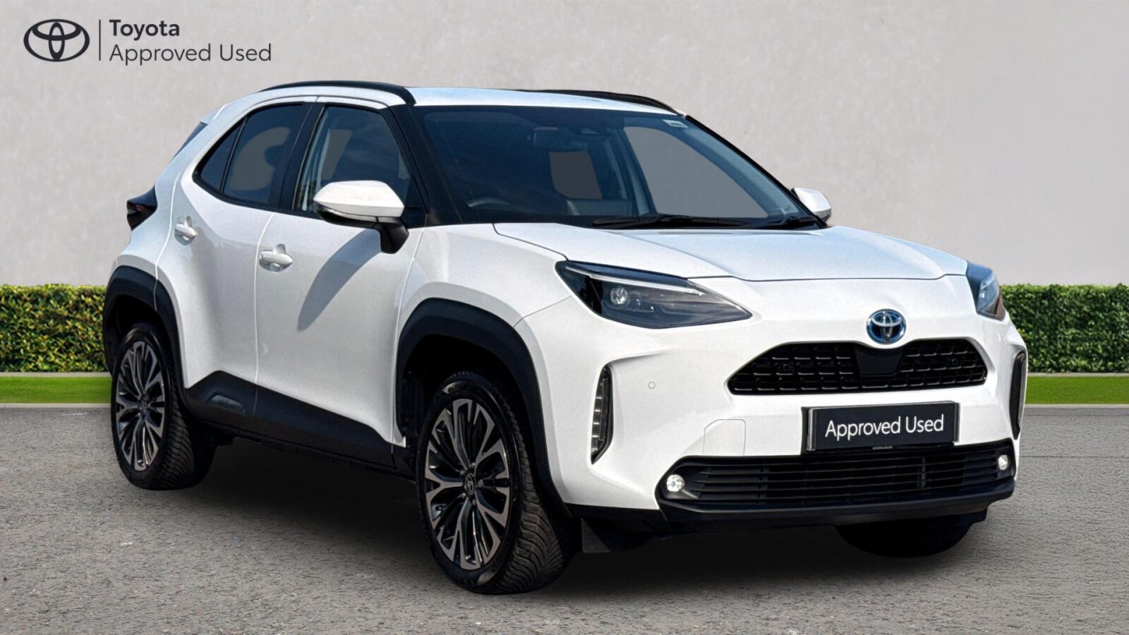 Main listing image - Toyota Yaris Cross