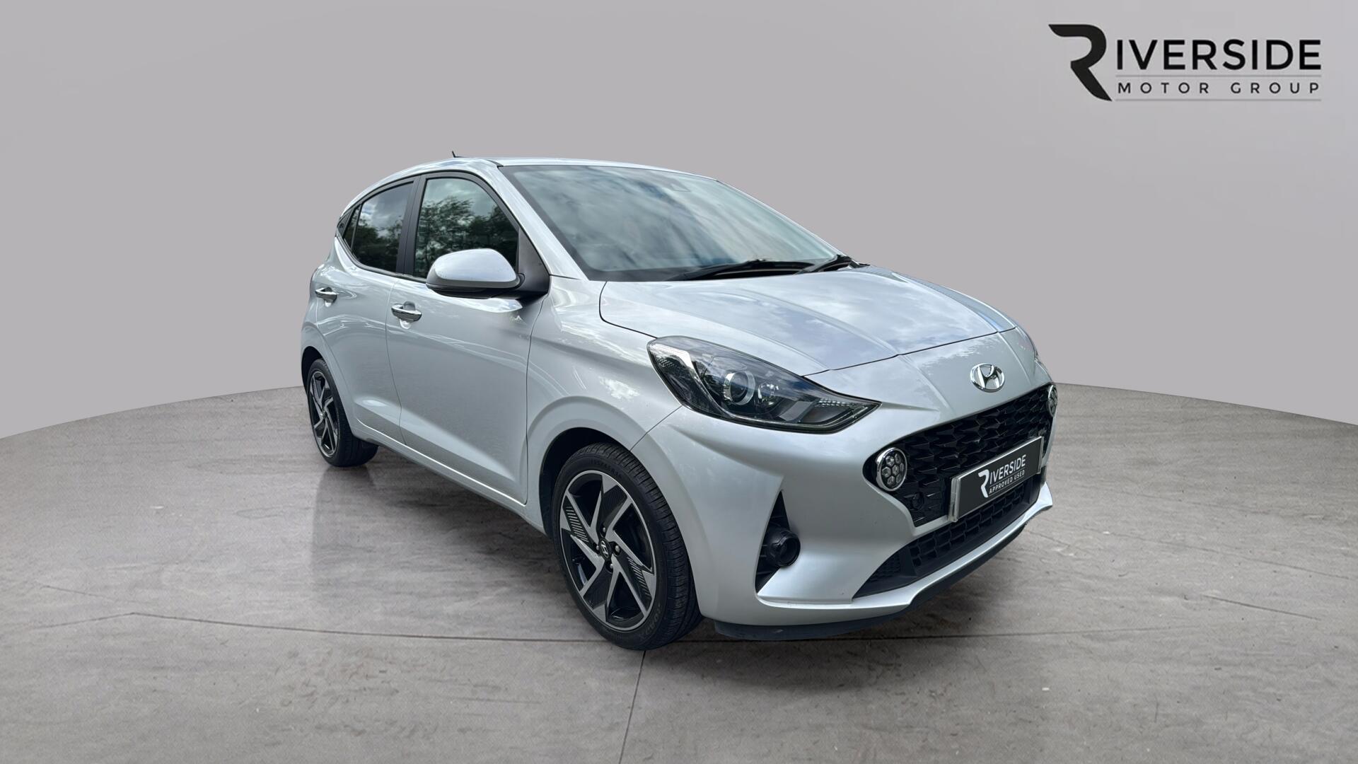 Main listing image - Hyundai i10