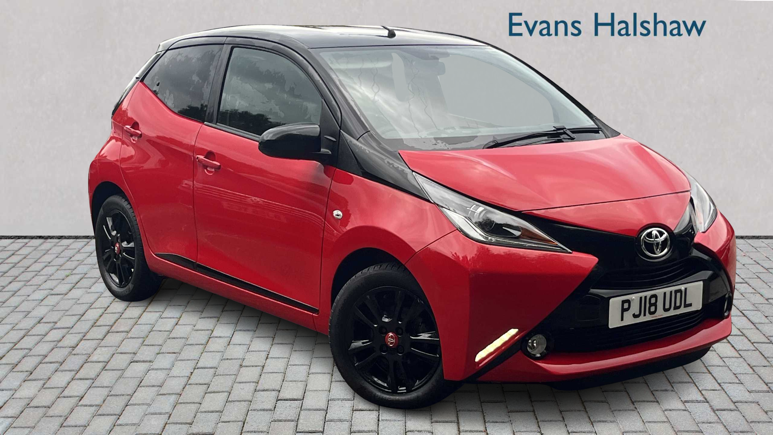 Main listing image - Toyota Aygo