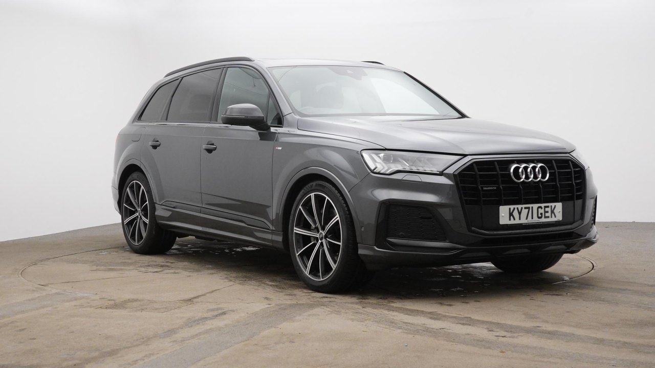 Main listing image - Audi Q7