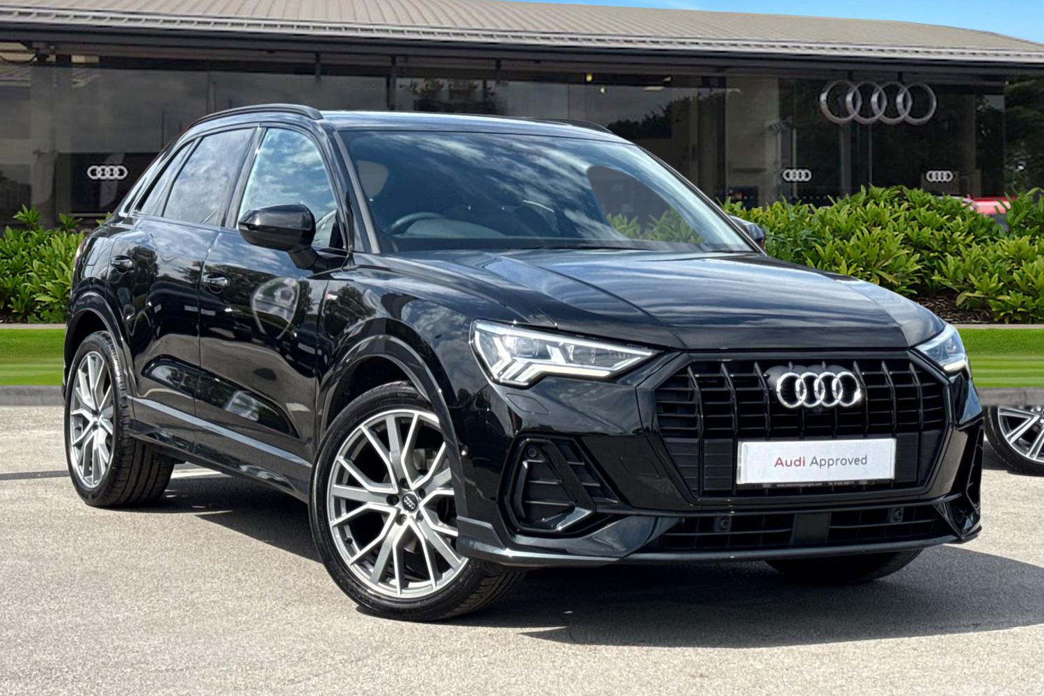 Main listing image - Audi Q3