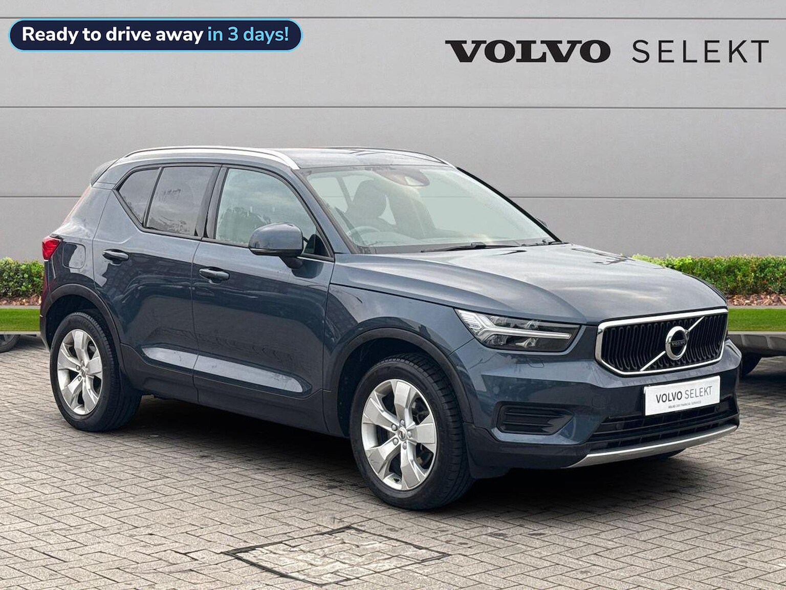 Main listing image - Volvo XC40