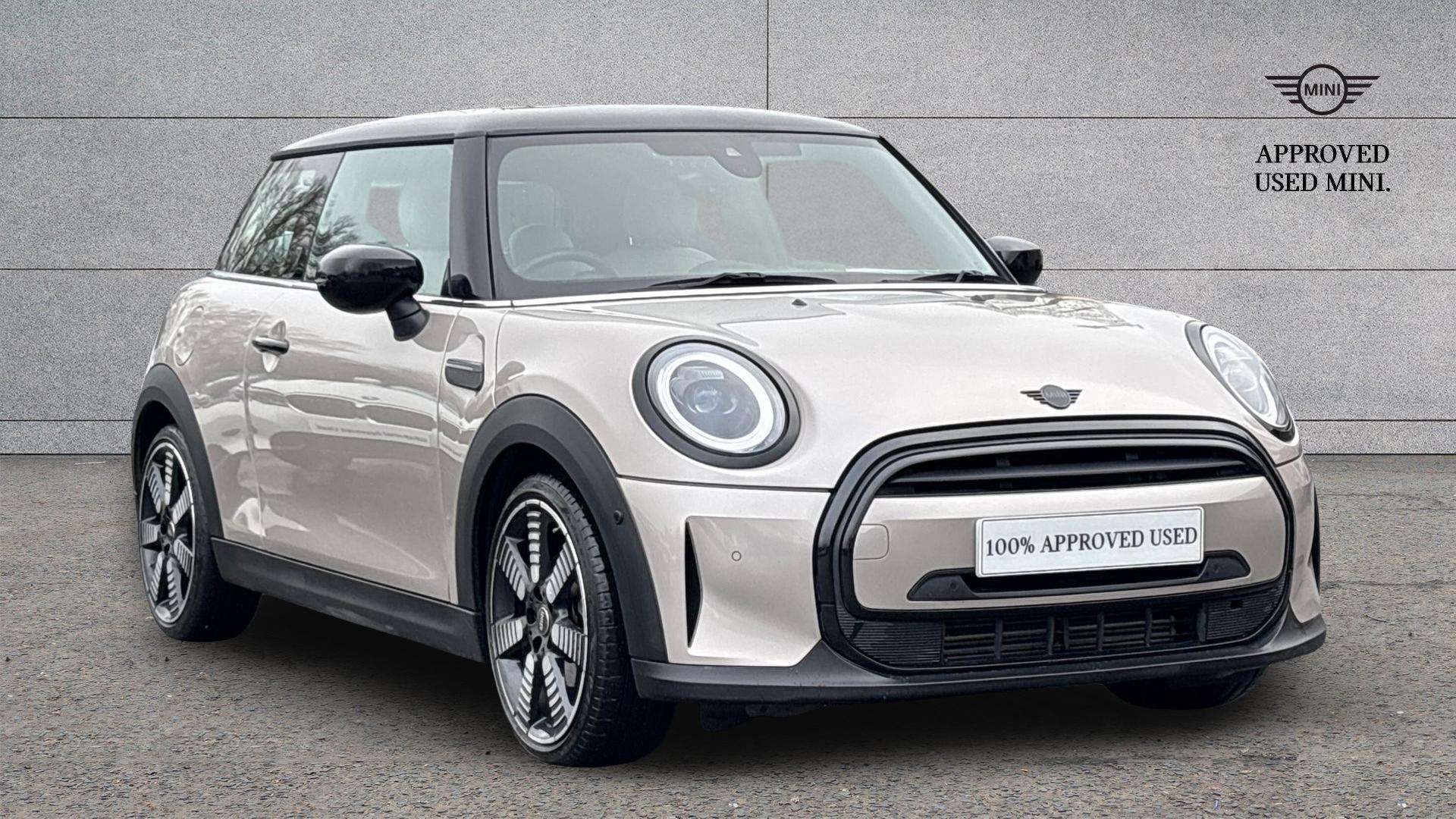 Main listing image - MINI Hatchback