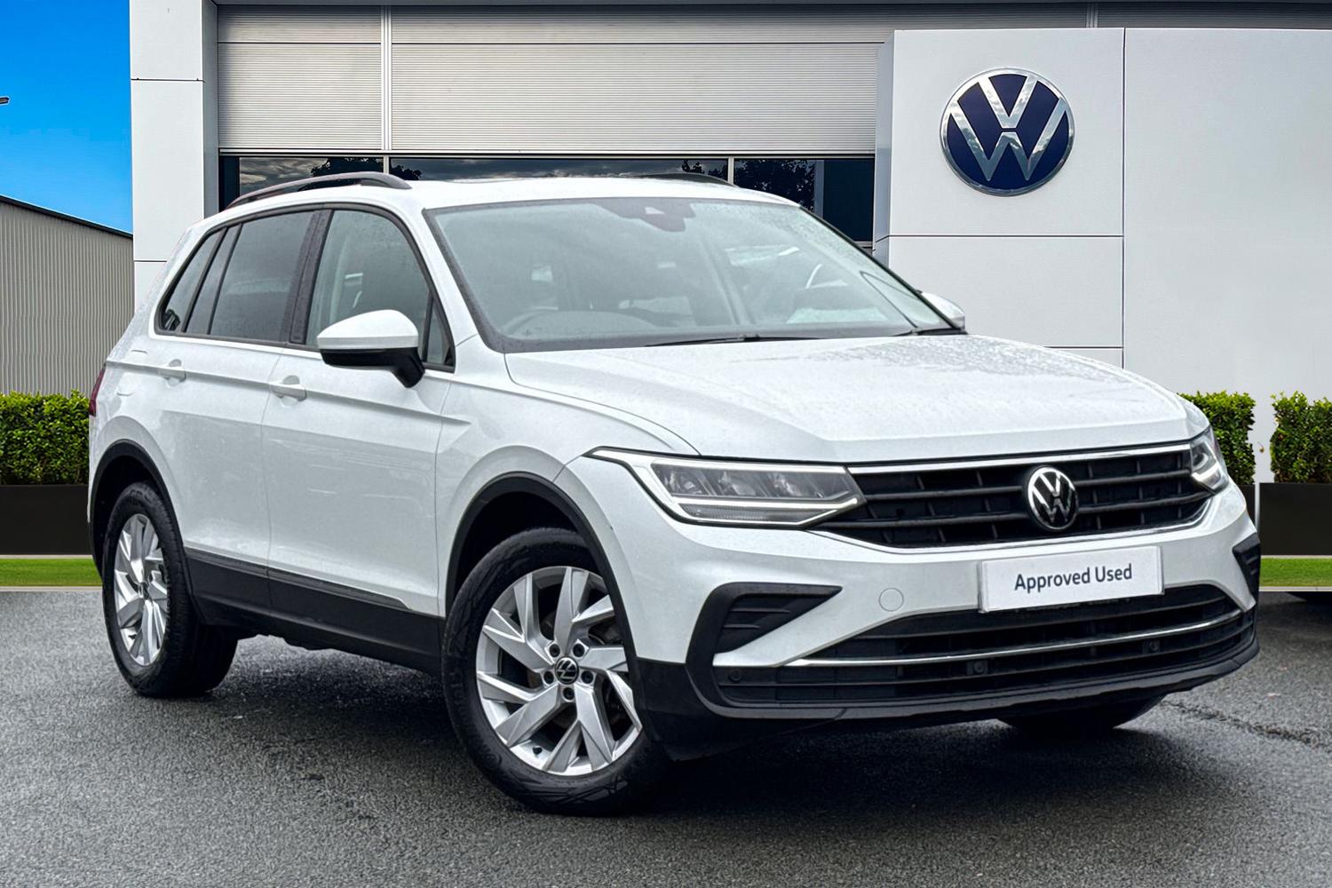 Main listing image - Volkswagen Tiguan