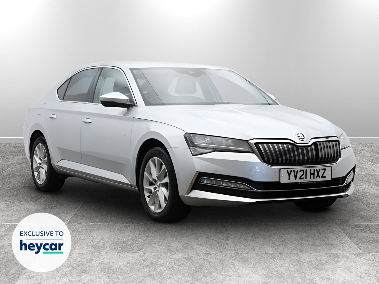 Main listing image - Skoda Superb