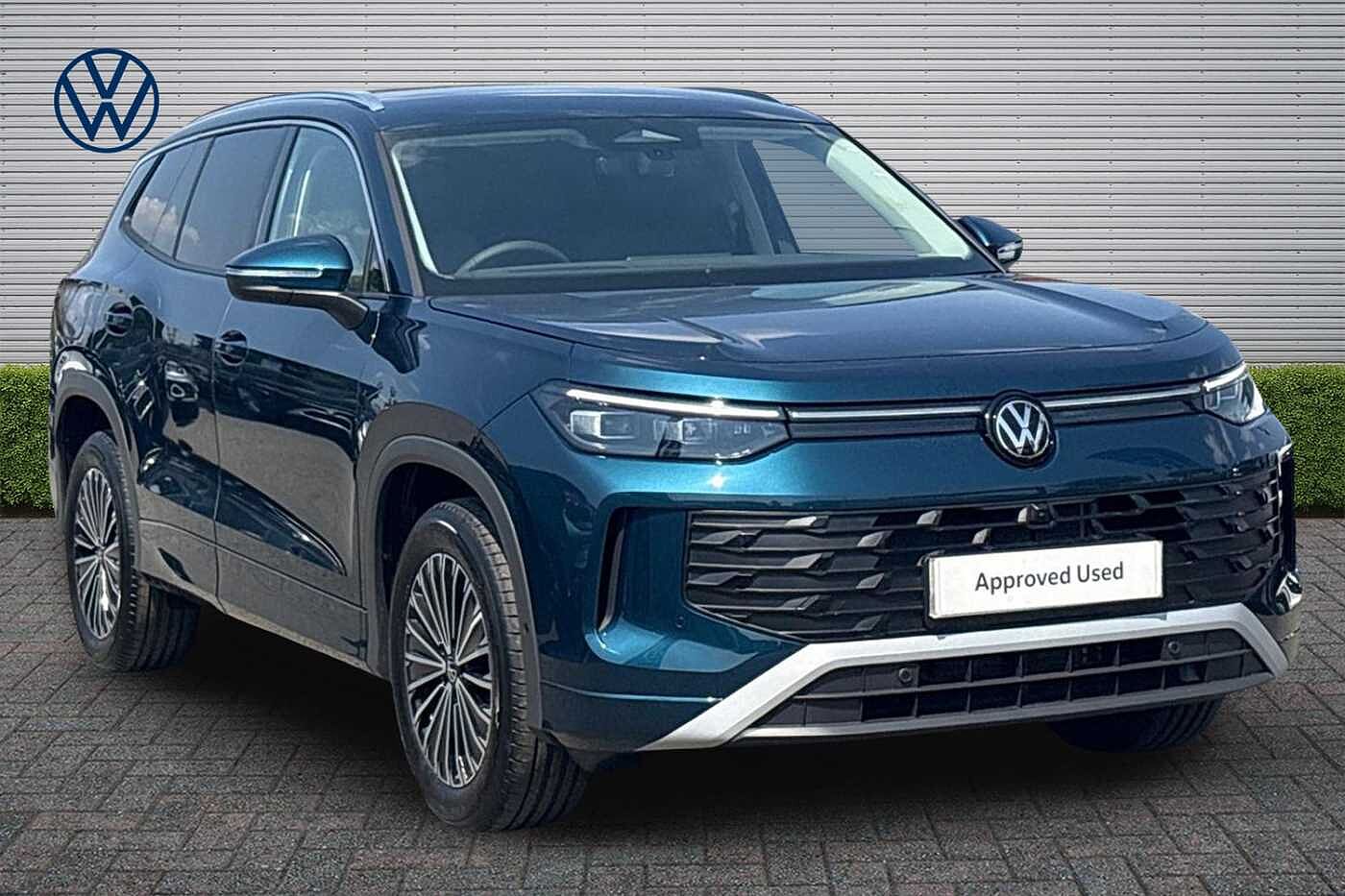 Main listing image - Volkswagen Tayron
