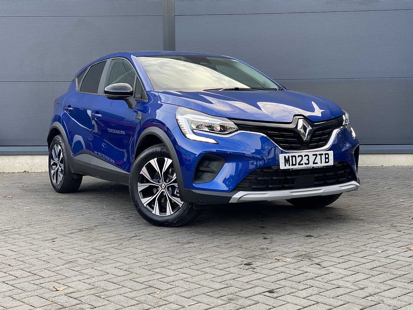 Main listing image - Renault Captur