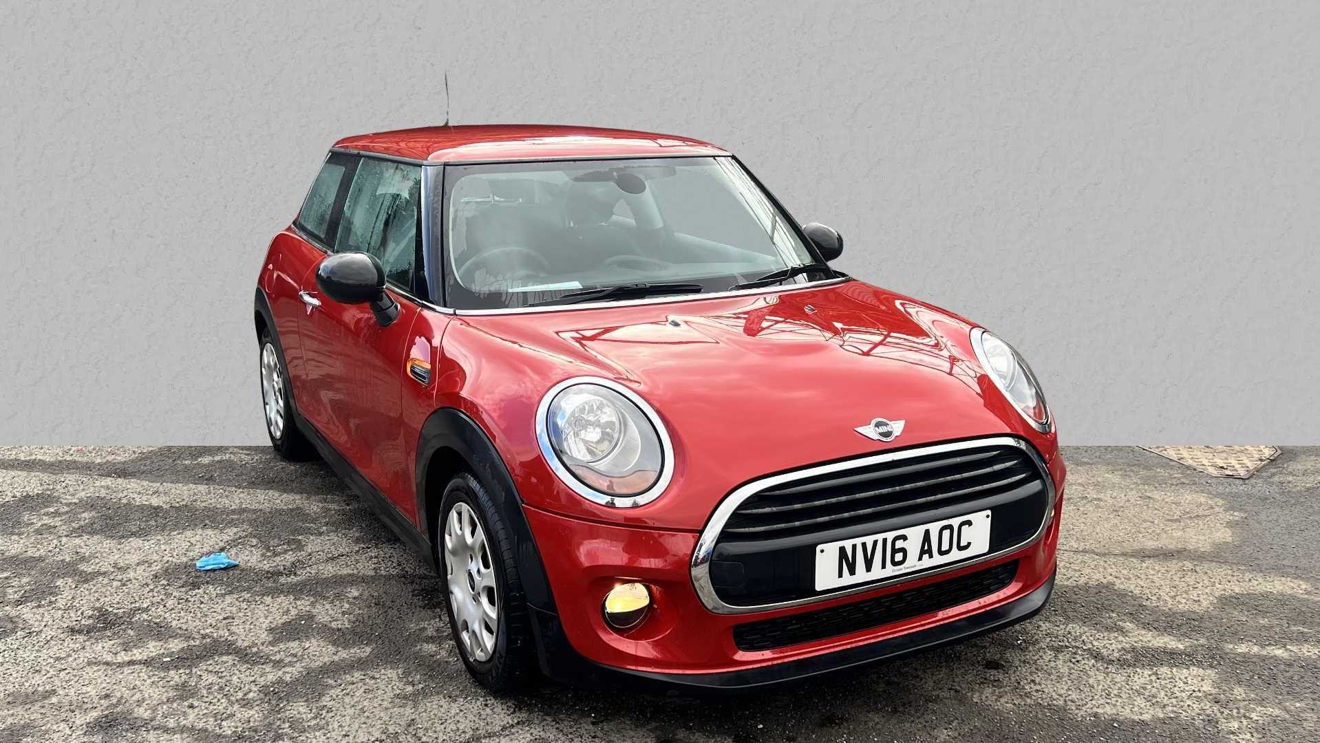 Main listing image - MINI Hatchback