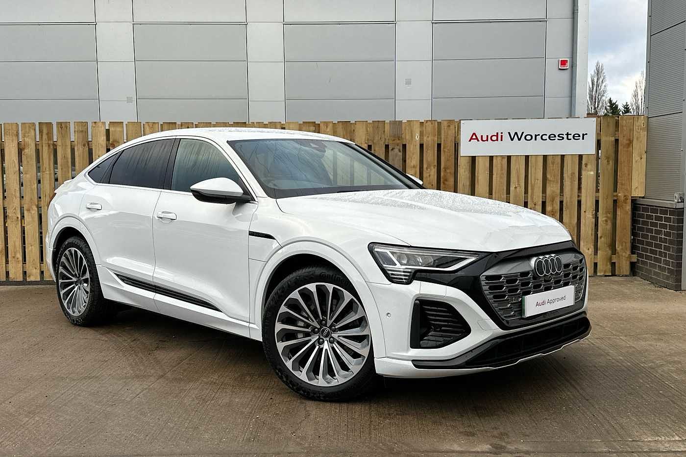 Main listing image - Audi Q8 e-tron