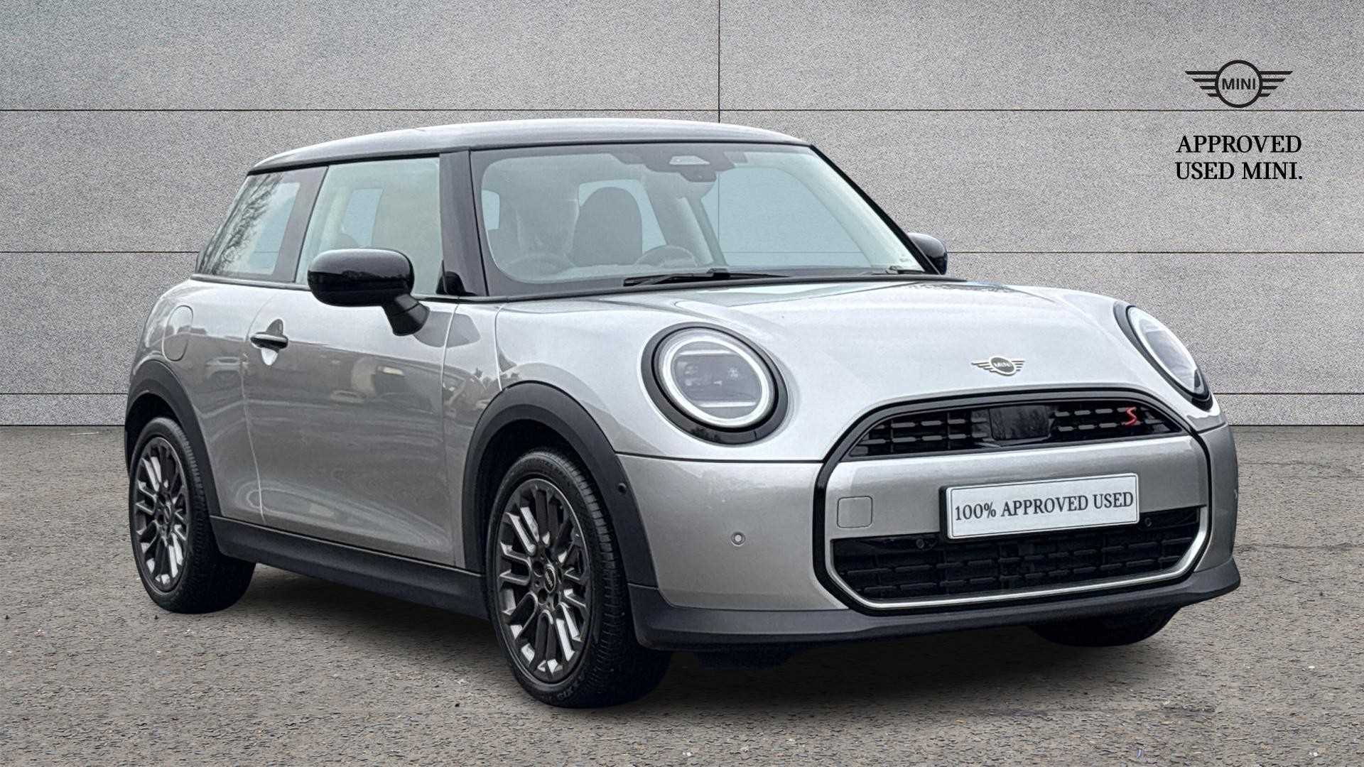 Main listing image - MINI Hatchback