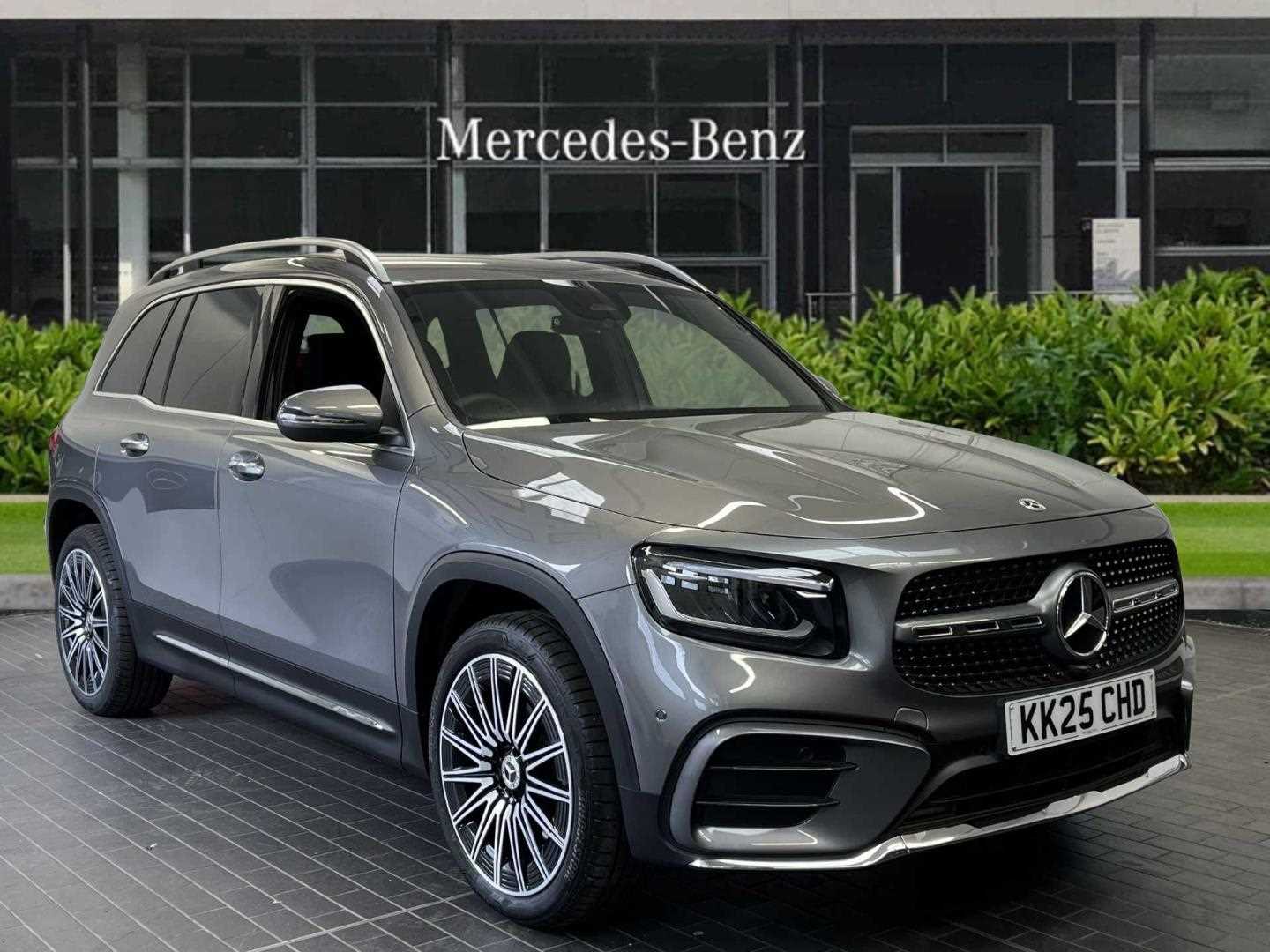 Main listing image - Mercedes-Benz GLB