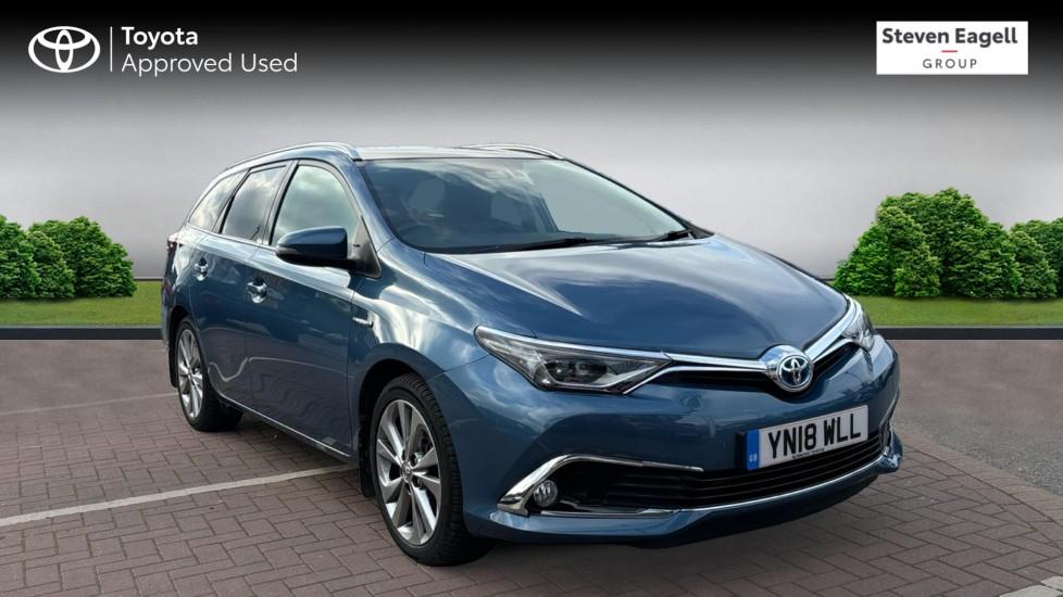 Main listing image - Toyota Auris