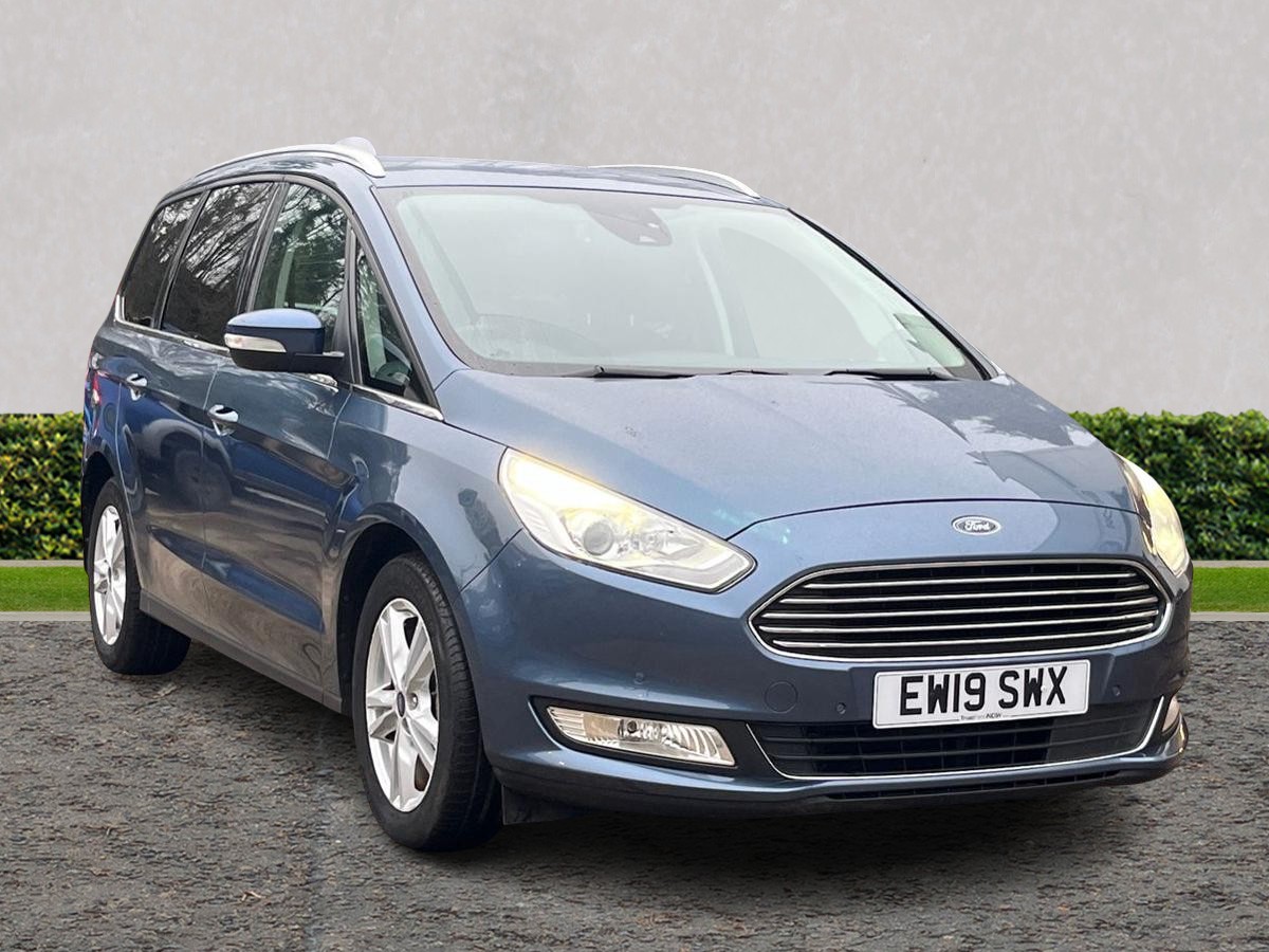 Main listing image - Ford Galaxy