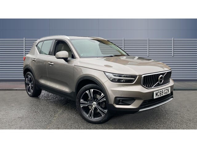 Main listing image - Volvo XC40